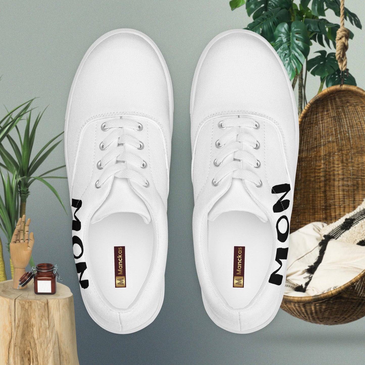 Men’s lace-up canvas shoes