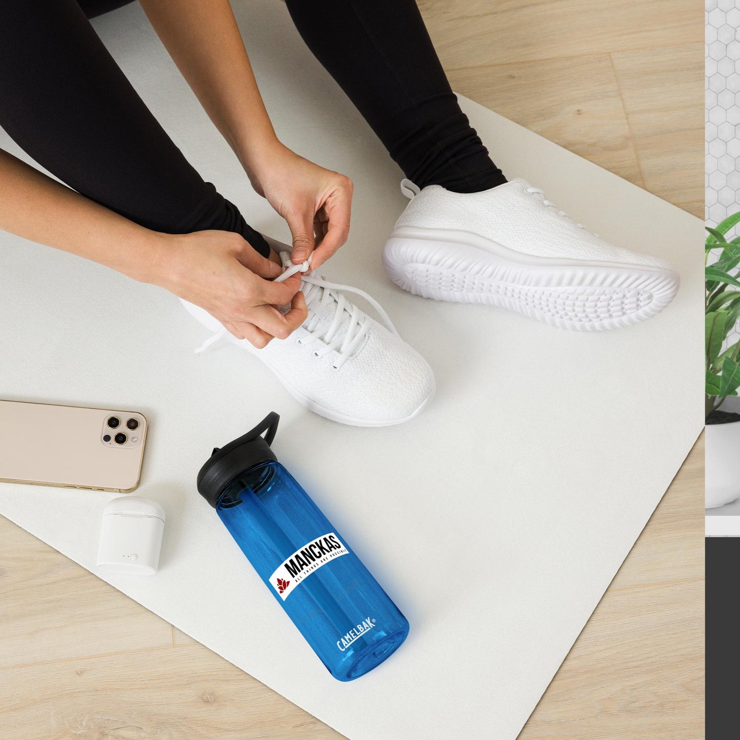 Sports water bottle